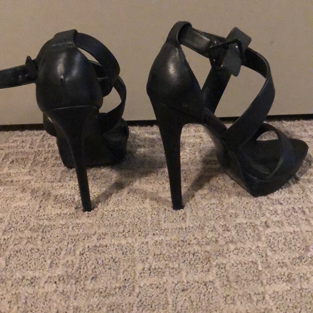 Steve Madden Wadee Heels - Picture 3 of 3